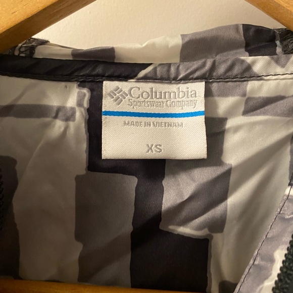 Columbia, Wind breaker - Picture 3 of 3